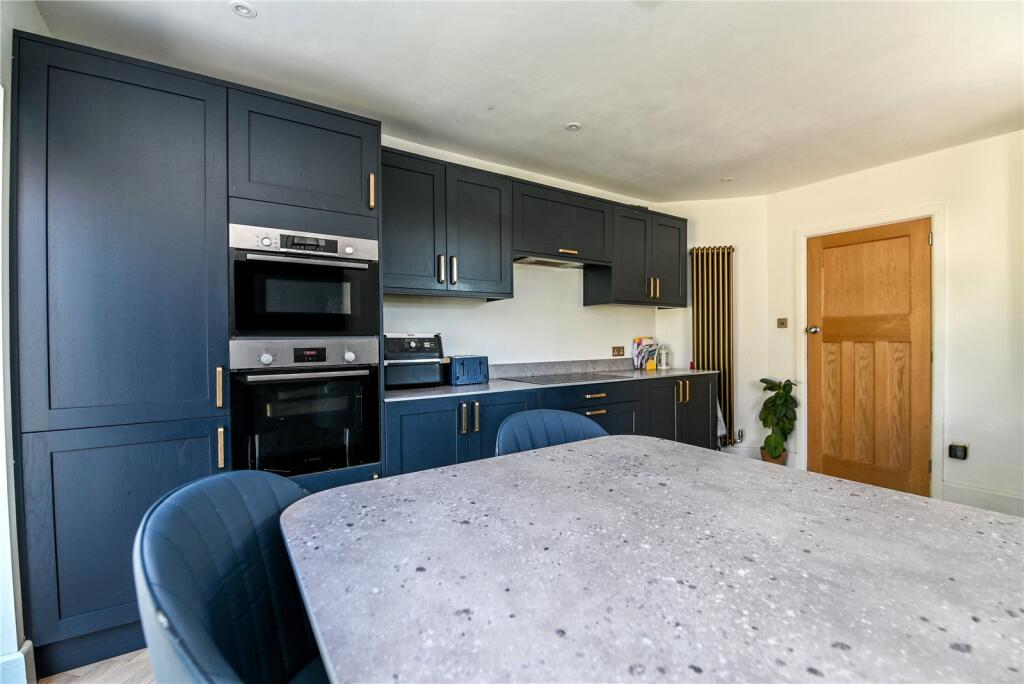 Additional image 21 of Barton Court Avenue, Barton on Sea, New Milton, Hampshire, BH25