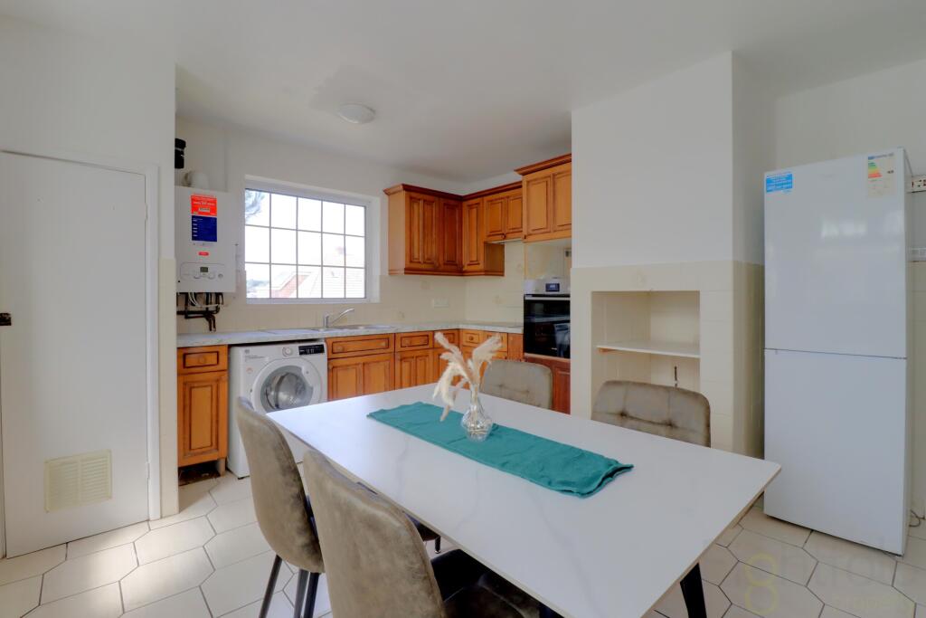 Additional image 8 of Vines Cross Road, Brighton