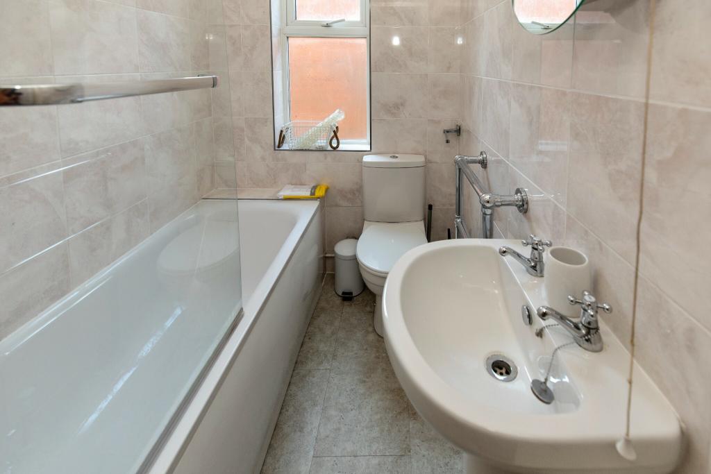 Additional image 14 of 5 Bed Student House on Evelyn Road