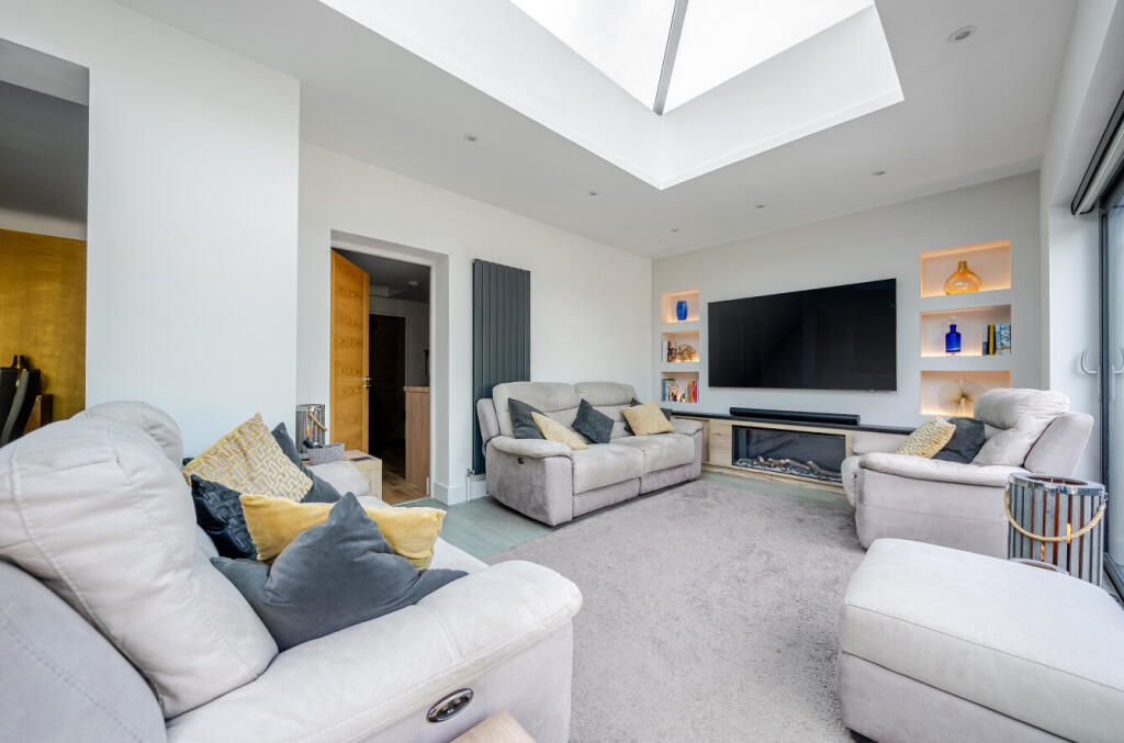 Additional image 7 of Hursley Close, Bournemouth, BH7