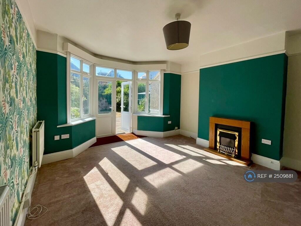 Additional image 3 of Stourcliffe Avenue, Bournemouth, BH6