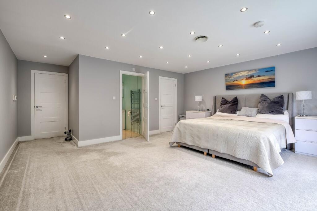 Additional image 15 of Birmingham Road, Marlbrook, B61