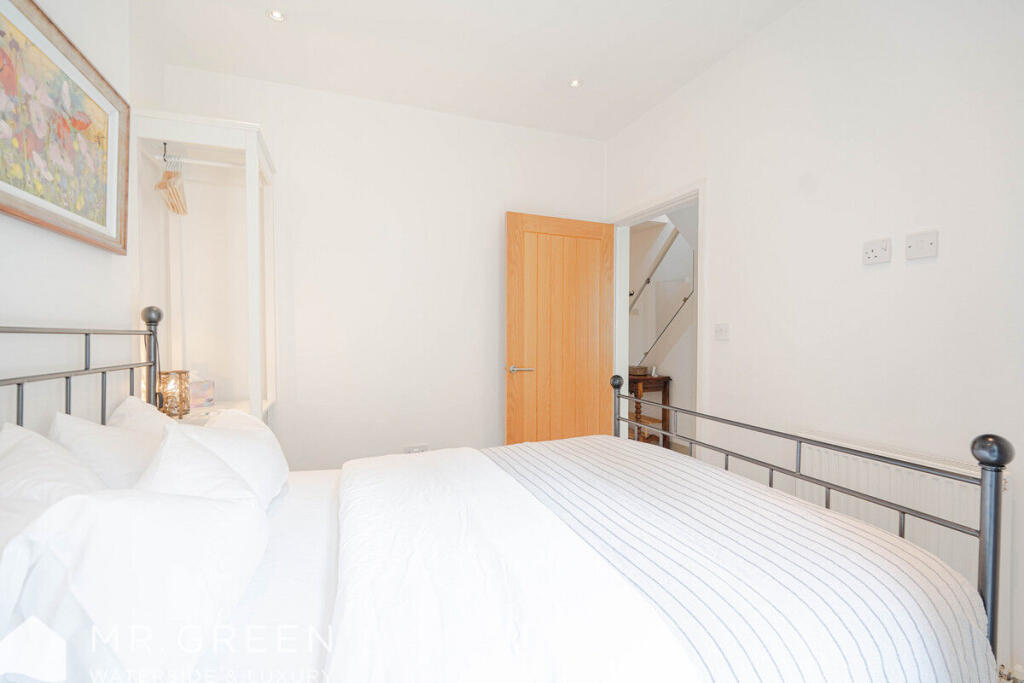 Additional image 10 of Parkwood Lane, Southbourne, Bournemouth, BH5 2BD