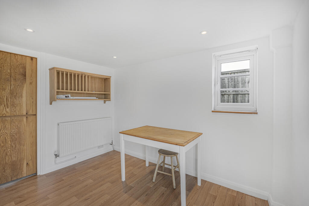 Additional image 12 of Burnham Green Road, Burnham Green, AL6