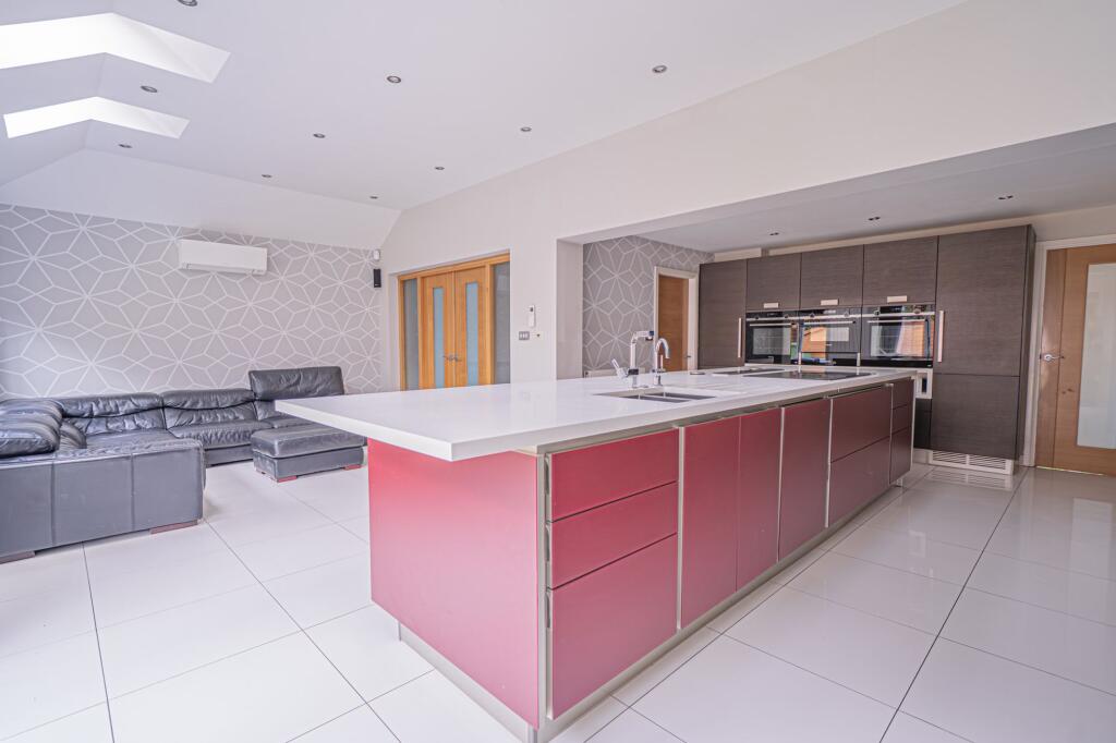 Additional image 29 of Whitford Drive, Shirley, B90