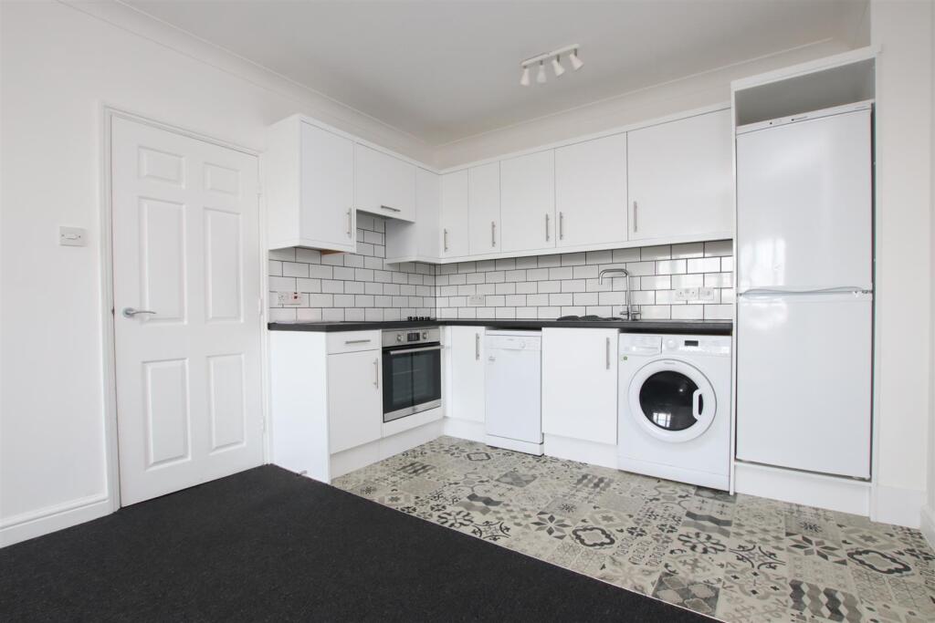 Additional image 3 of Chilton Court, Tyning Lane, Bath, BA1