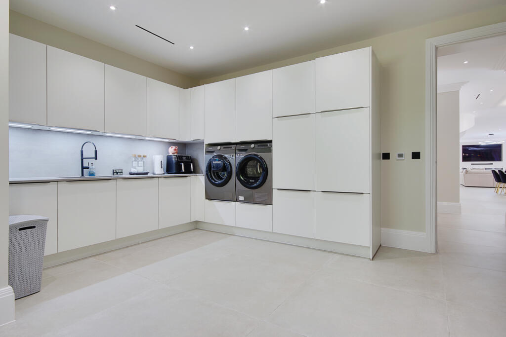 Additional image 9 of Avon Castle Drive, Ringwood, Dorset, BH24