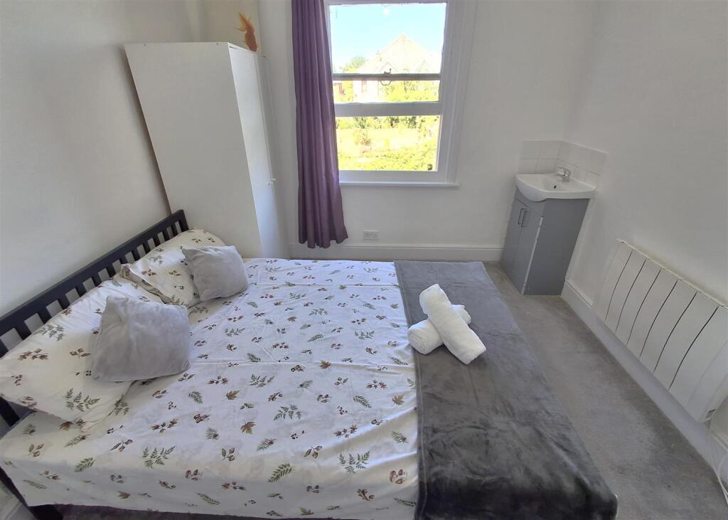 Additional image 8 of Dreamwood, Bournemouth, BH8