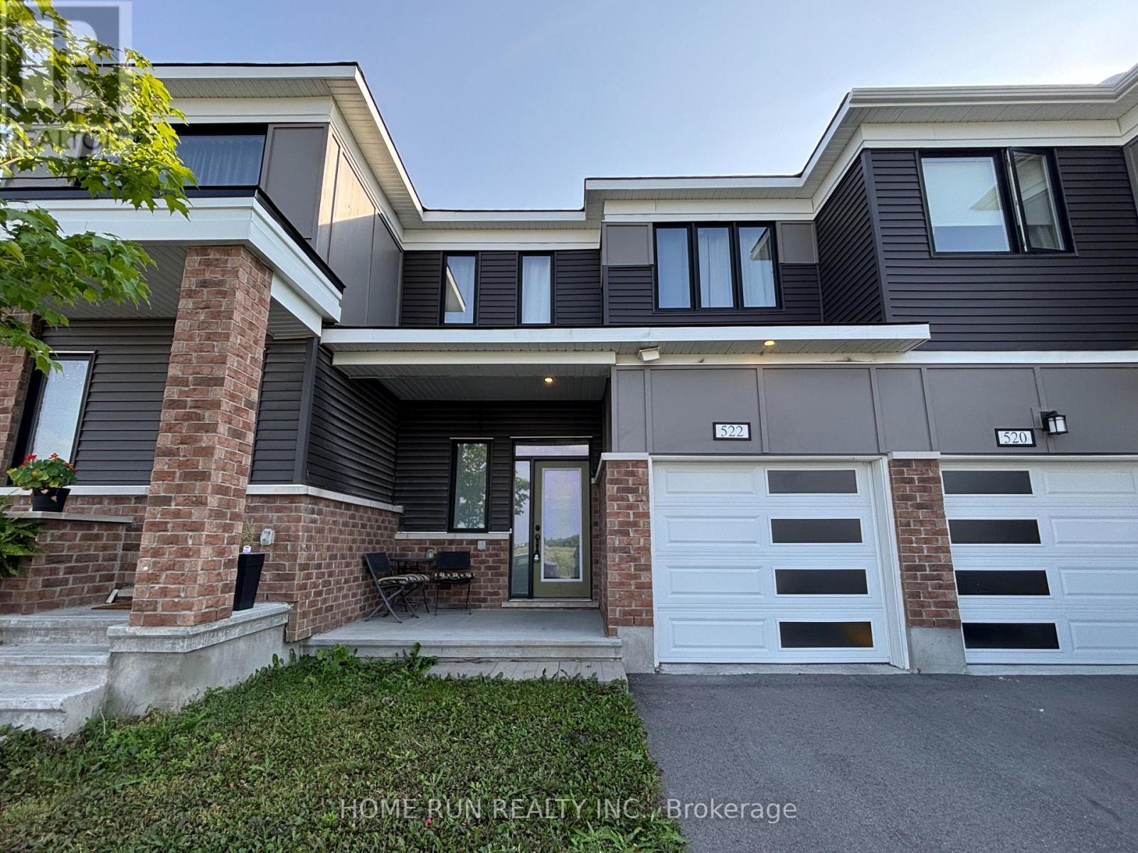 522 CULDAFF ROAD|Ottawa, Ontario K2S2Z7