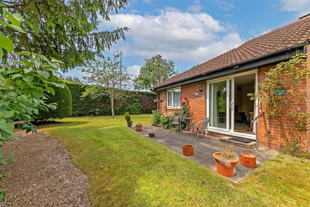 Additional image 5 of The Beeches, Park Street, St. Albans