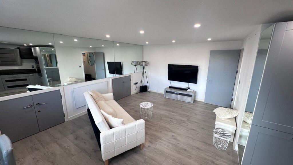 Additional image 14 of West Street, Brighton, East Sussex, BN1