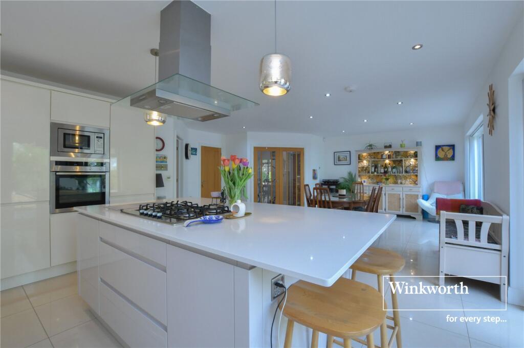 Additional image 7 of Wimborne Road East, Ferndown, Dorset, BH22