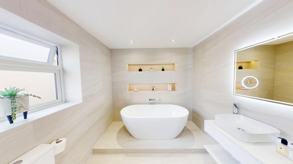 Additional image 38 of Bank Side, Westhoughton, BL5