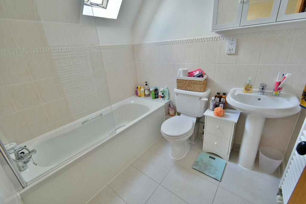 Additional image 17 of Lake Farm Close, Ferndown, BH22