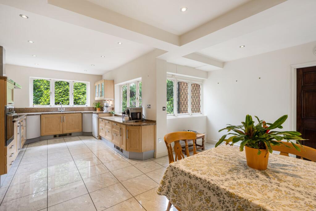 Additional image 11 of Ruscello, Chorley New Road, Bolton, BL1 | Grand Seven-Bedroom Home on 0.7 Acres