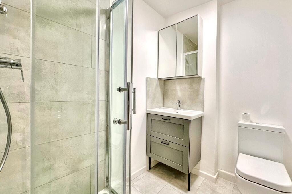 Additional image 16 of Alum Chine