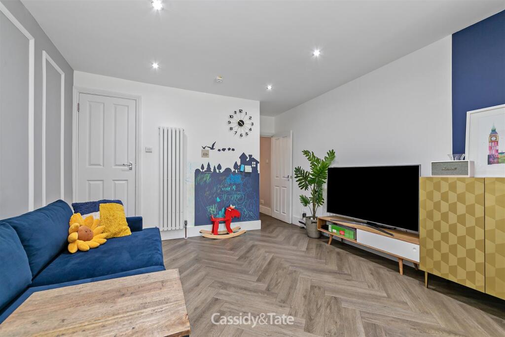 Additional image 4 of Castle Road, St. Albans