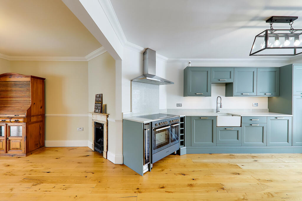 Additional image 12 of Grand Avenue, Worthing, BN11