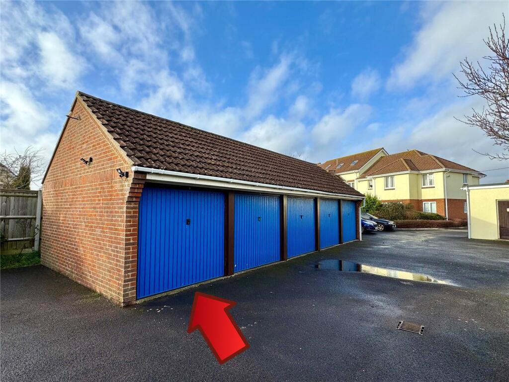 Additional image 10 of Seaward Avenue, Barton On Sea, Hampshire, BH25
