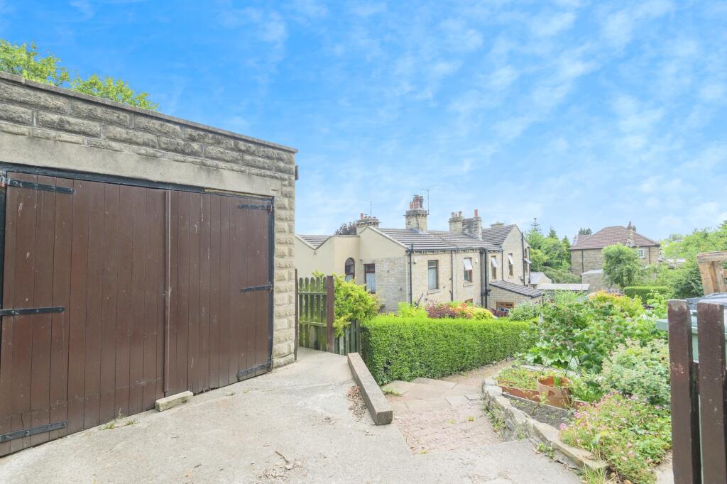 Additional image 18 of Bradford Road, Cleckheaton, BD19