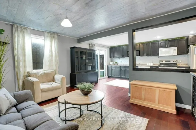 Additional image 10 of 18 Camrose Crt