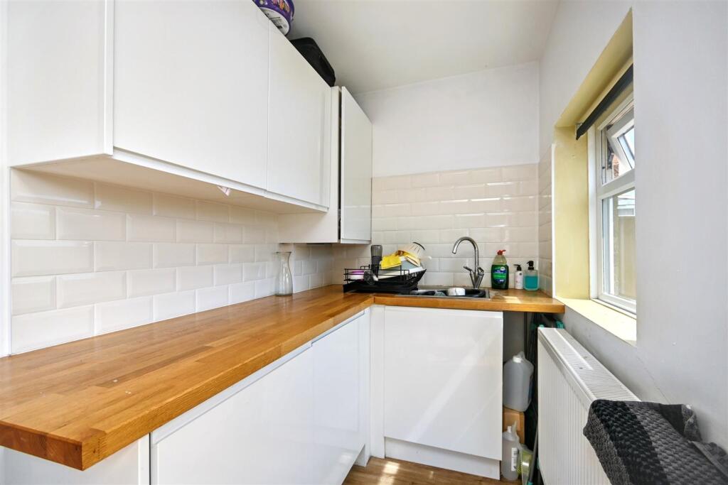 Additional image 6 of Roselands Avenue, Eastbourne