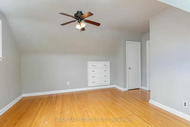 Additional image 17 of 45 Yorkview Dr