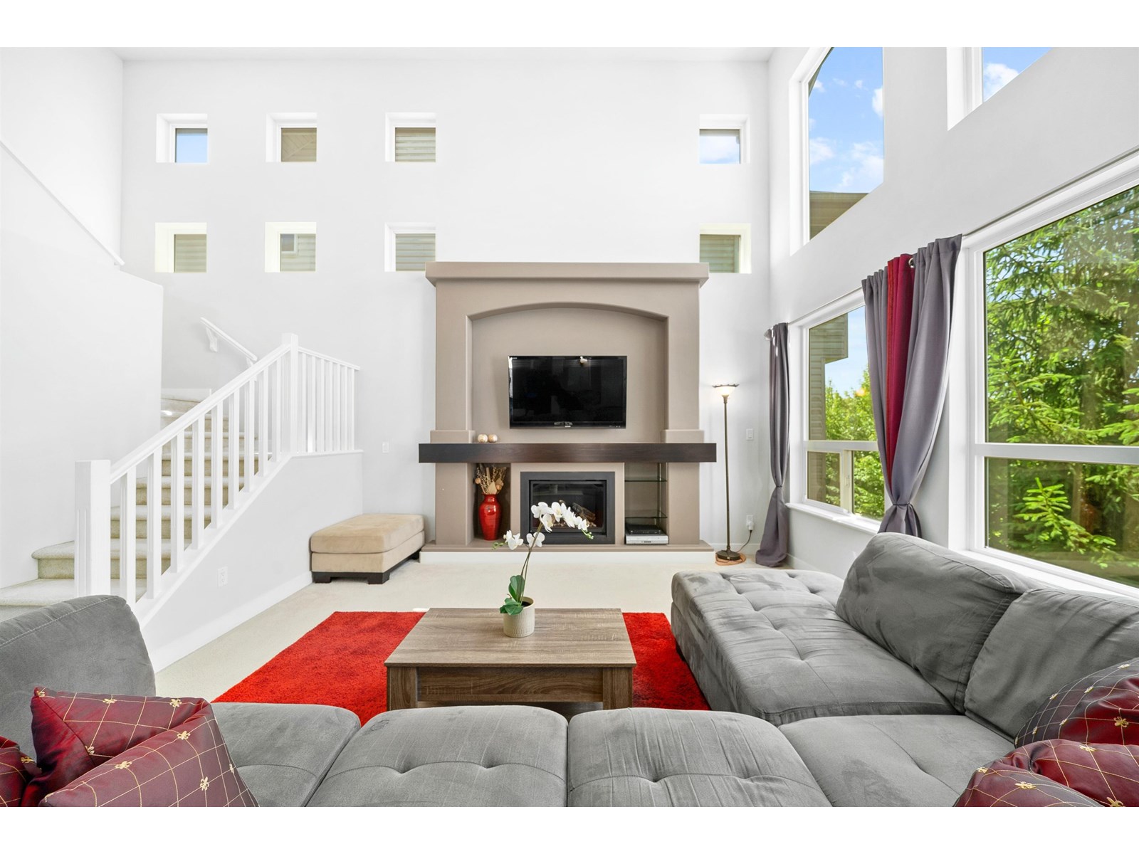 7037 178 STREET|Surrey, British Columbia V3S8S2