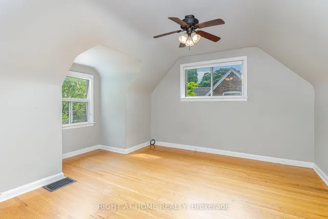 Additional image 15 of 45 Yorkview Dr