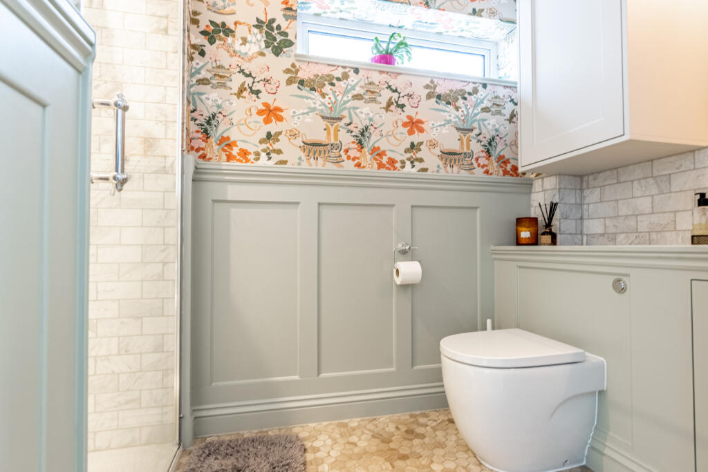 Additional image 12 of The Broadway, Wheathampstead, St. Albans, Hertfordshire, AL4