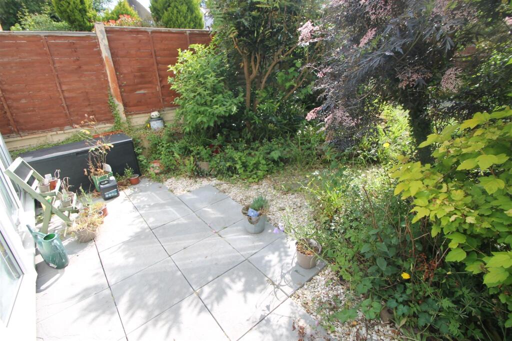 Additional image 16 of Laurel Lane, Halesowen