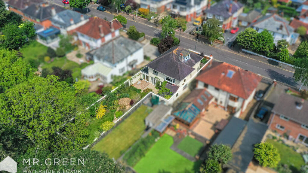 Additional image 16 of Thistlebarrow Road, Bournemouth. BH7 7AJ