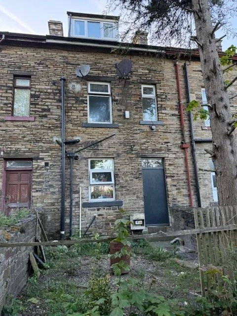 Additional image 18 of Hollingwood Avenue, Clayton, Bradford, West Yorkshire, BD7 2NW