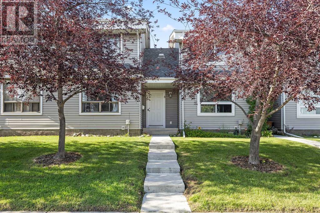 8, 4360 58 Street NE|Calgary, Alberta T1Y4S4