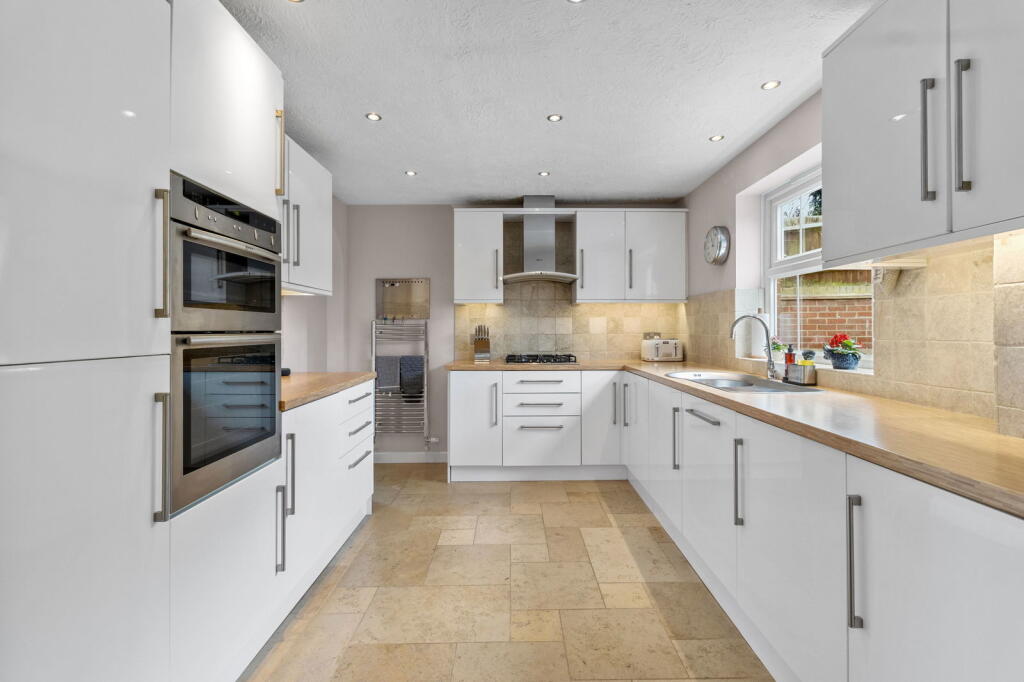 Additional image 3 of Glessing Road, Stone Cross, Pevensey, BN24 5FD