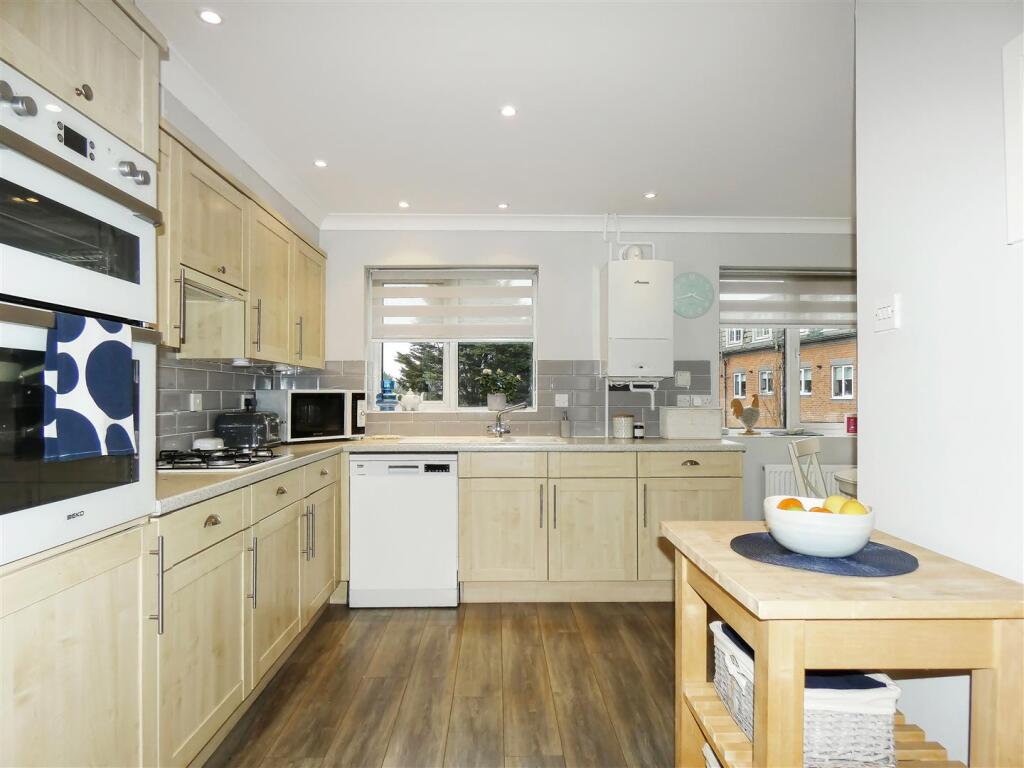 Additional image 17 of Hamilton Close, Rustington