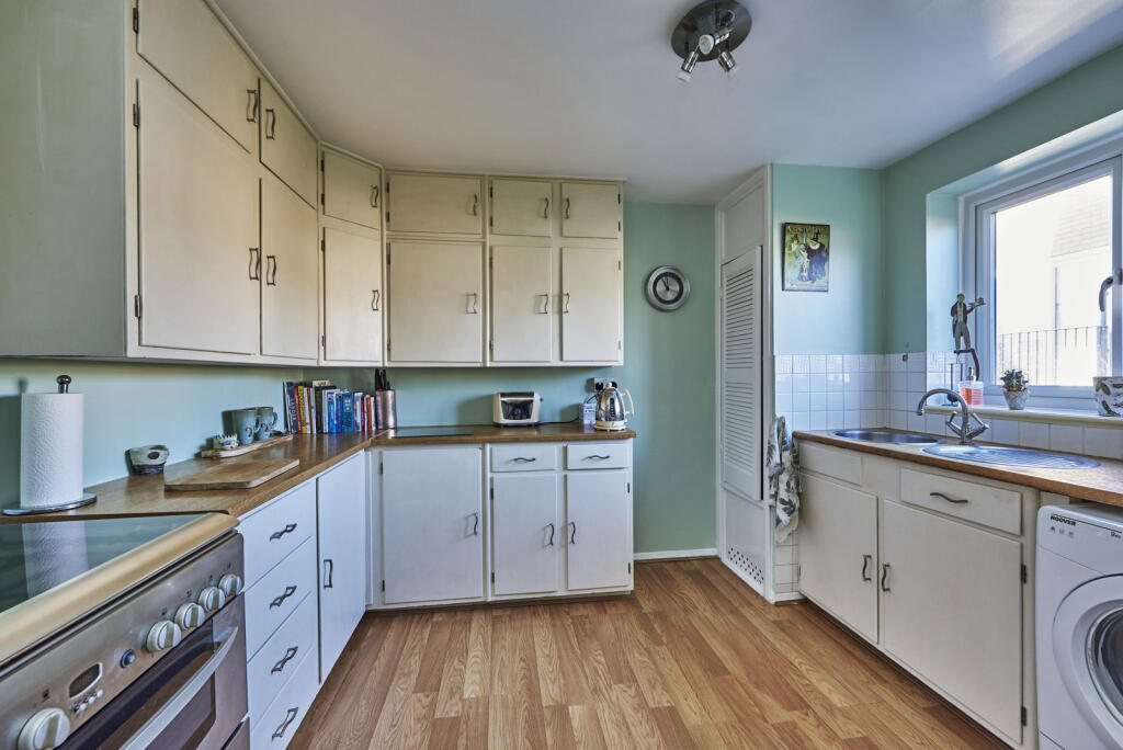 Additional image 11 of The Ridgeway, St. Albans, Hertfordshire, AL4