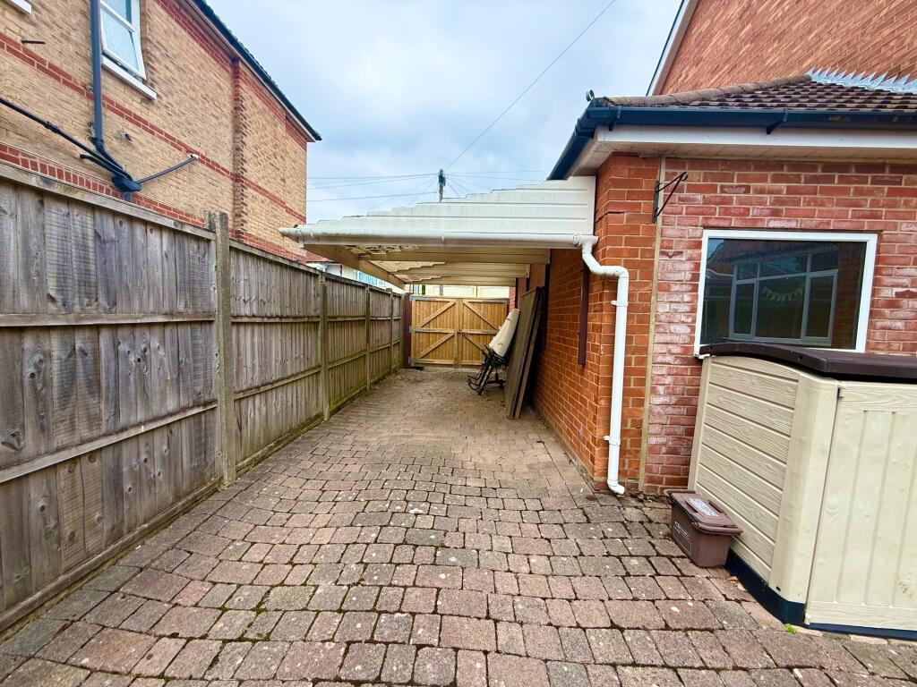 Additional image 15 of Richmond Park Avenue, Queens Park