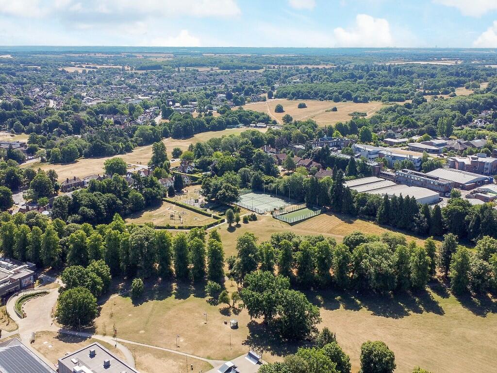 Additional image 2 of Exceptionally unique town centre apartment, Harpenden, Hertfordshire, AL5