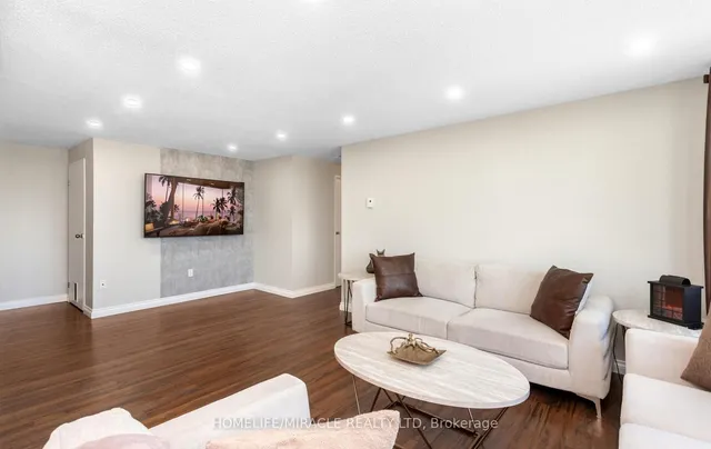 Additional image 18 of 35 Green Valley Dr Unit 1705