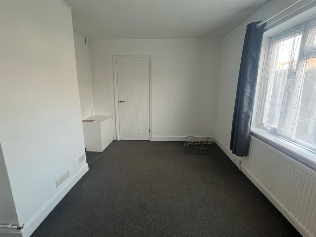 Additional image 7 of Dellfield Road, Hatfield