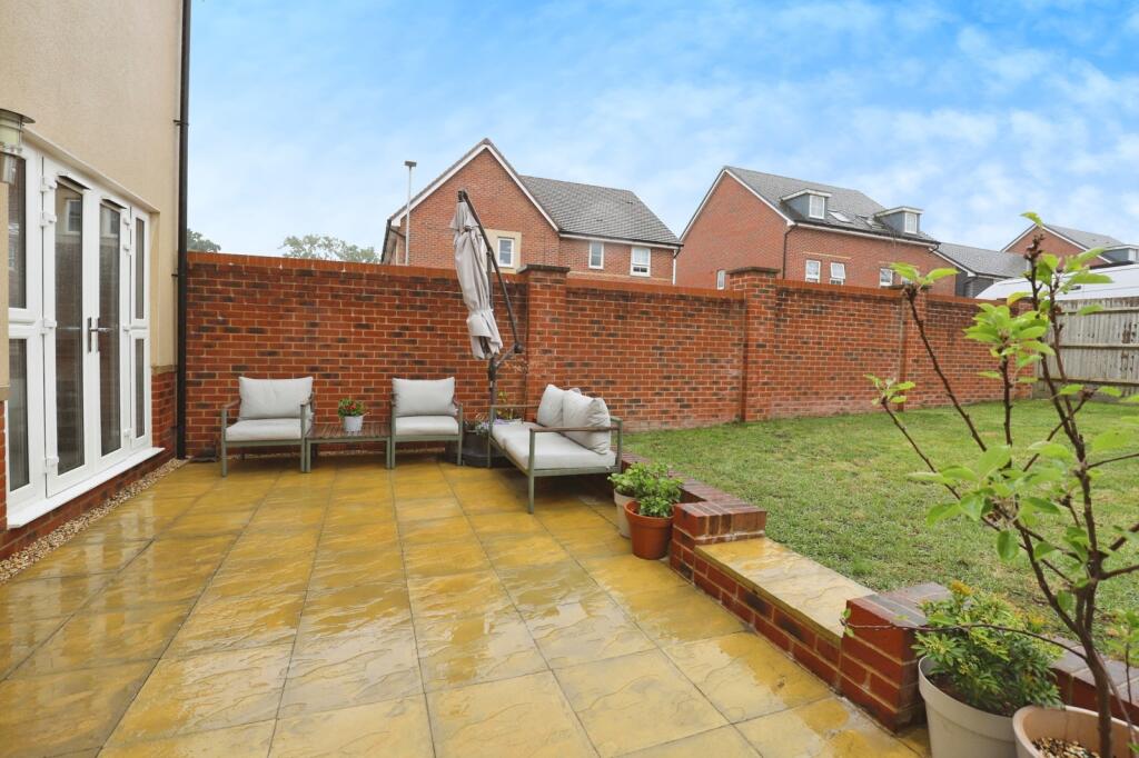 Additional image 16 of Becket Crescent, BOURNEMOUTH, Dorset, BH11