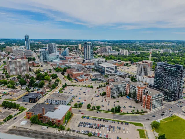 Additional image 33 of 410 King St Unit 609