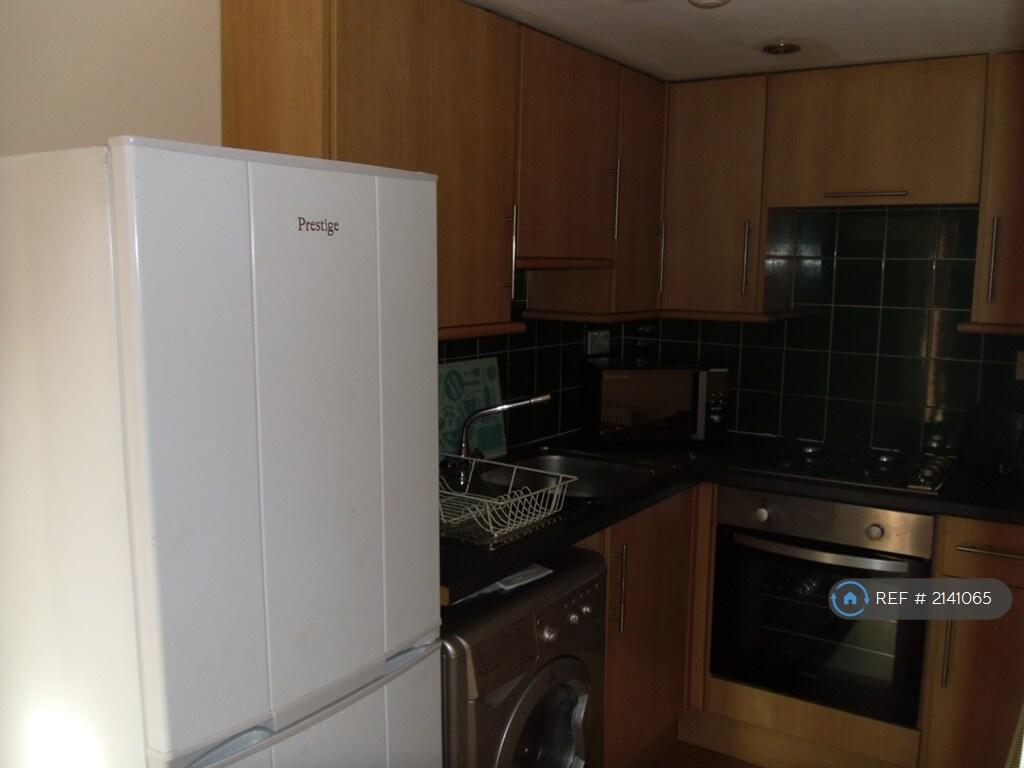 Additional image 4 of Ashgrove, Bradford, BD7