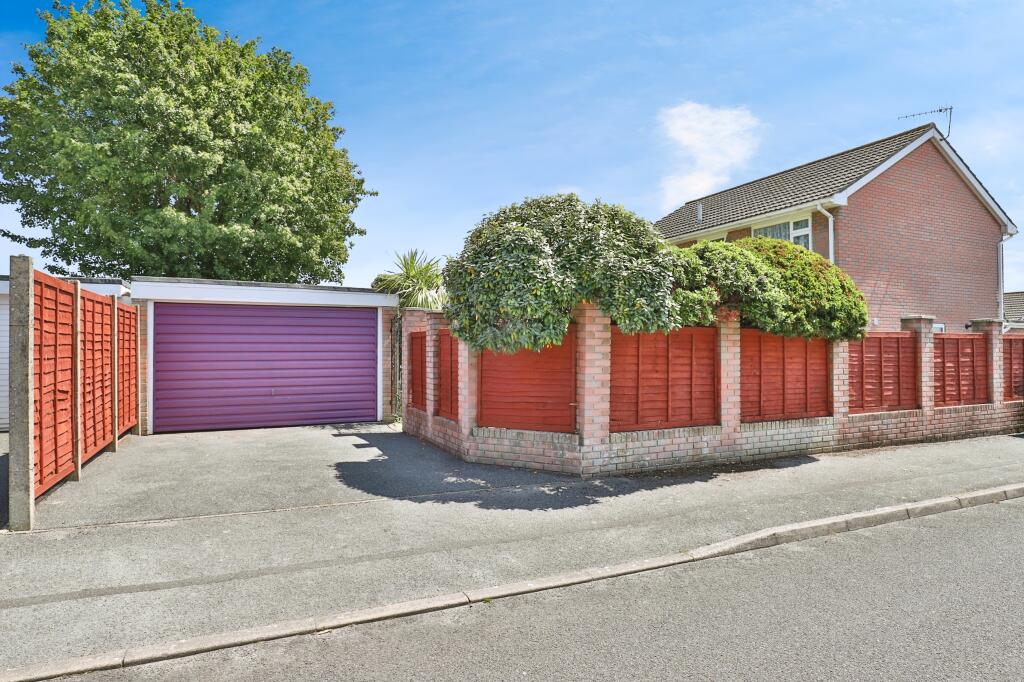 Additional image 18 of Cogdeane Road, Poole, BH17