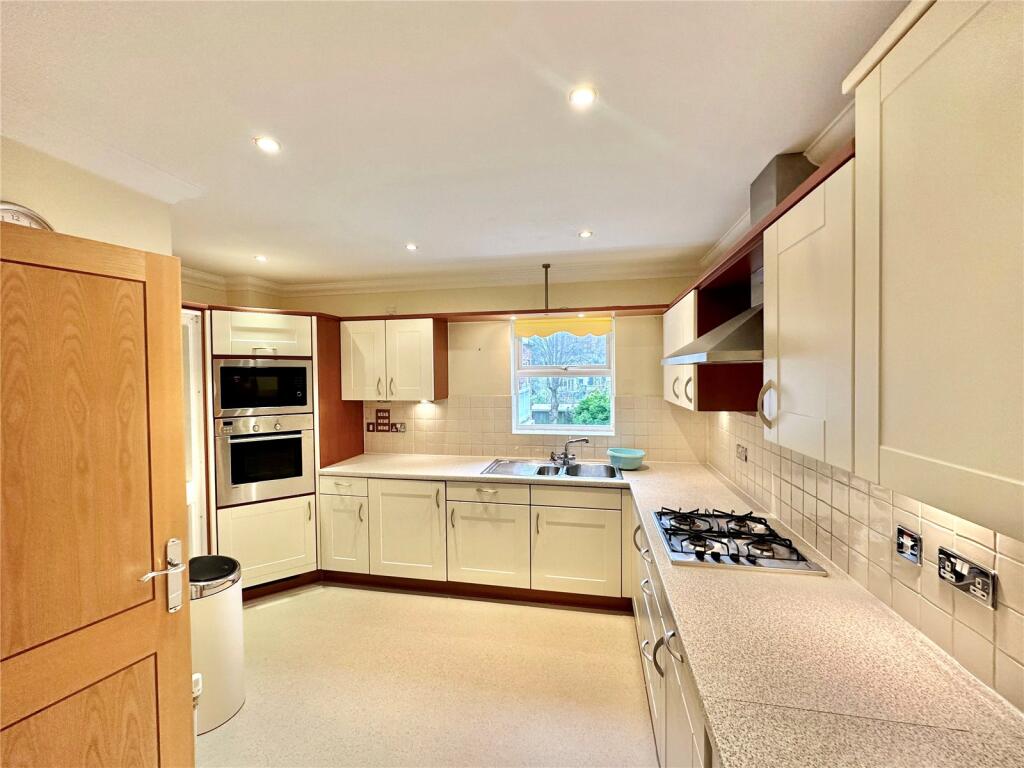 Additional image 4 of Silverdale Road, Meads, Eastbourne, BN20