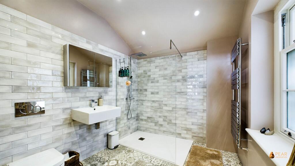 Additional image 8 of Marine Parade, Worthing, BN11 3QE