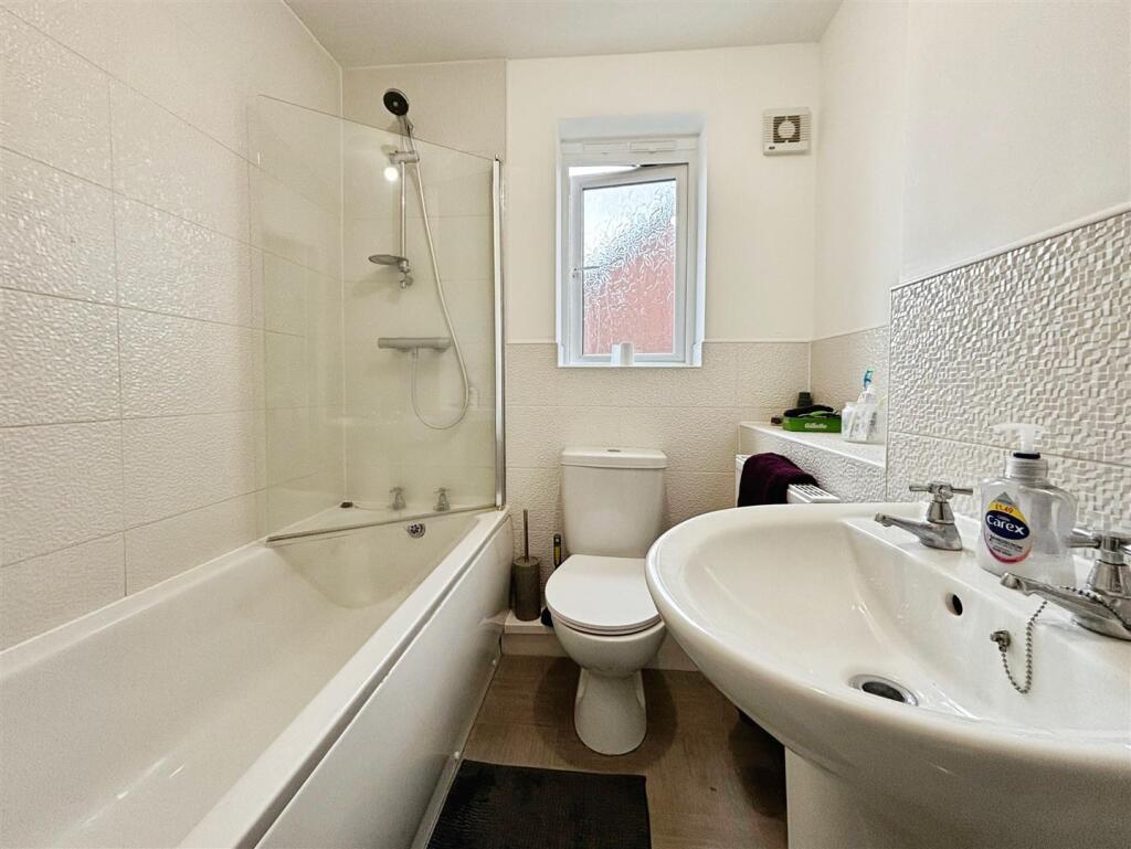 Additional image 13 of Blackthorne Close, Bradford, BD2 3EQ