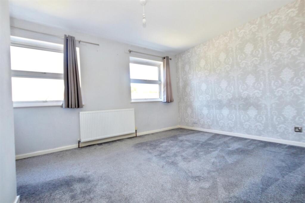 Additional image 15 of Milfoil Drive, Eastbourne