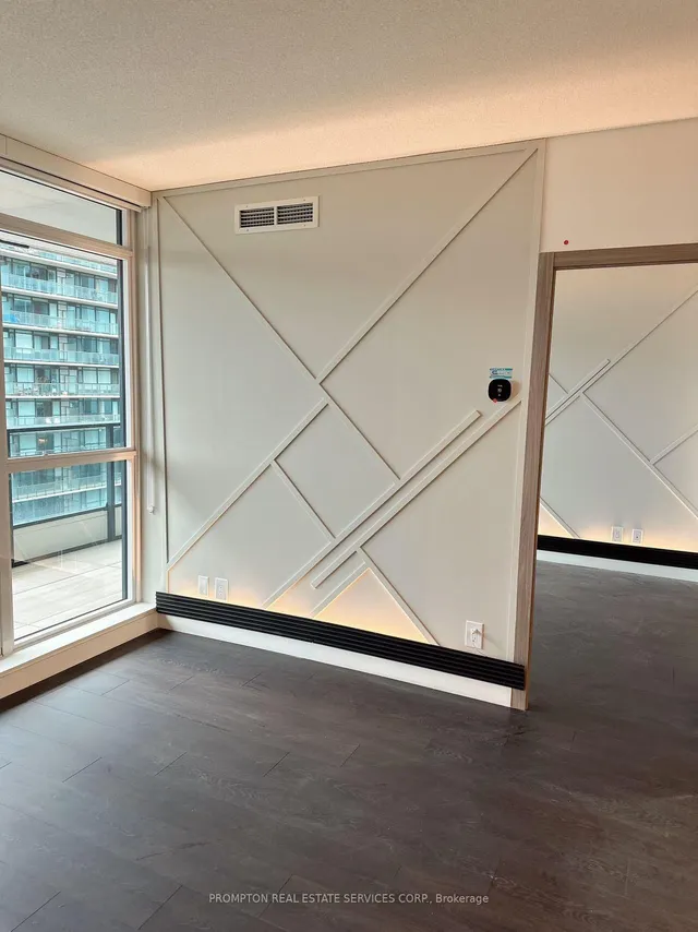 Additional image 32 of 38 Widmer St Unit 3702